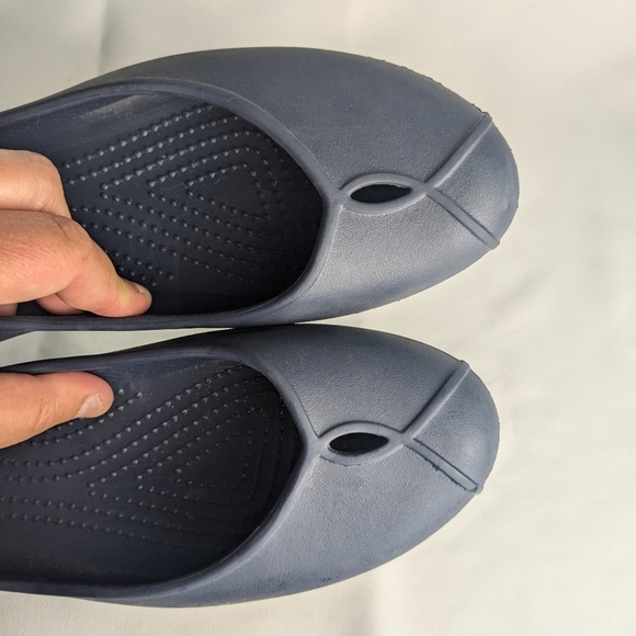Crocs Olivia II Flat Ballet Women Shoes Size 8 Navy Blue Color - Picture 8 of 8